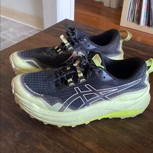 ASICS Trabuco Max 3 Women’s Trail Running Shoes Black and Neon Green